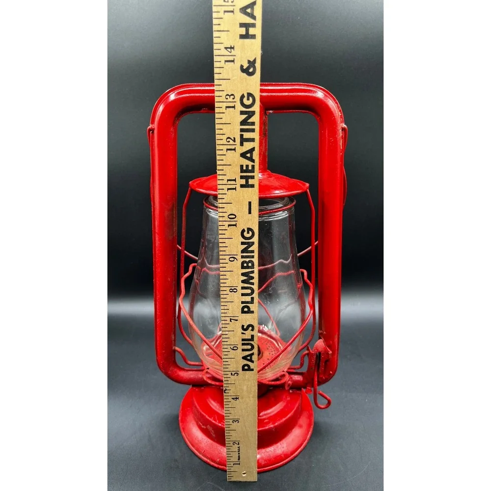 Vtg Regal Red Kerosene Lantern Tubular Oil Hurricane Lamp Glass Globe 13.5